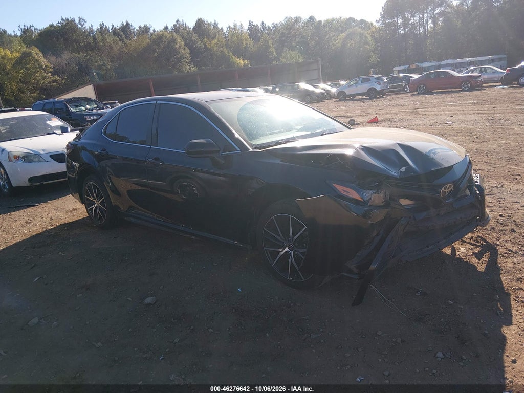 TOYOTA CAMRY 2021