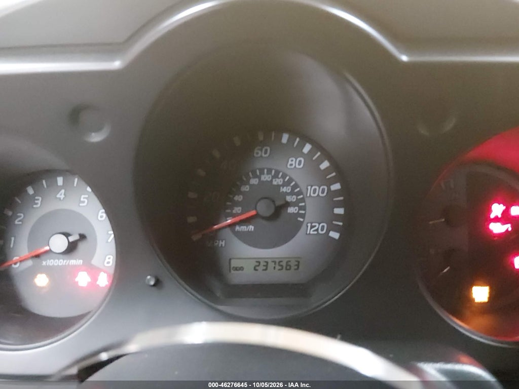 2003 Nissan Frontier XE-V6 photo 7