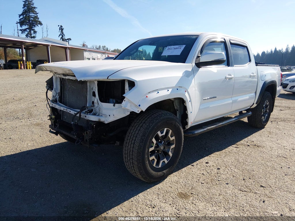 2019 Toyota Tacoma TRD OFF Road photo 2