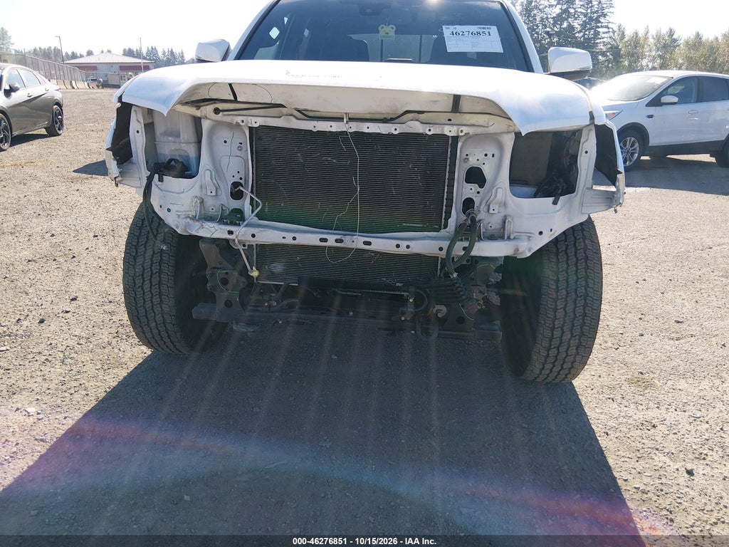 2019 Toyota Tacoma TRD OFF Road photo 6