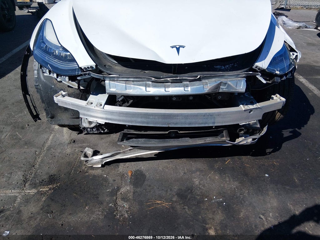 2023 Tesla Model Y AWD/Long Range Dual Motor ALL-Wheel Drive photo 6