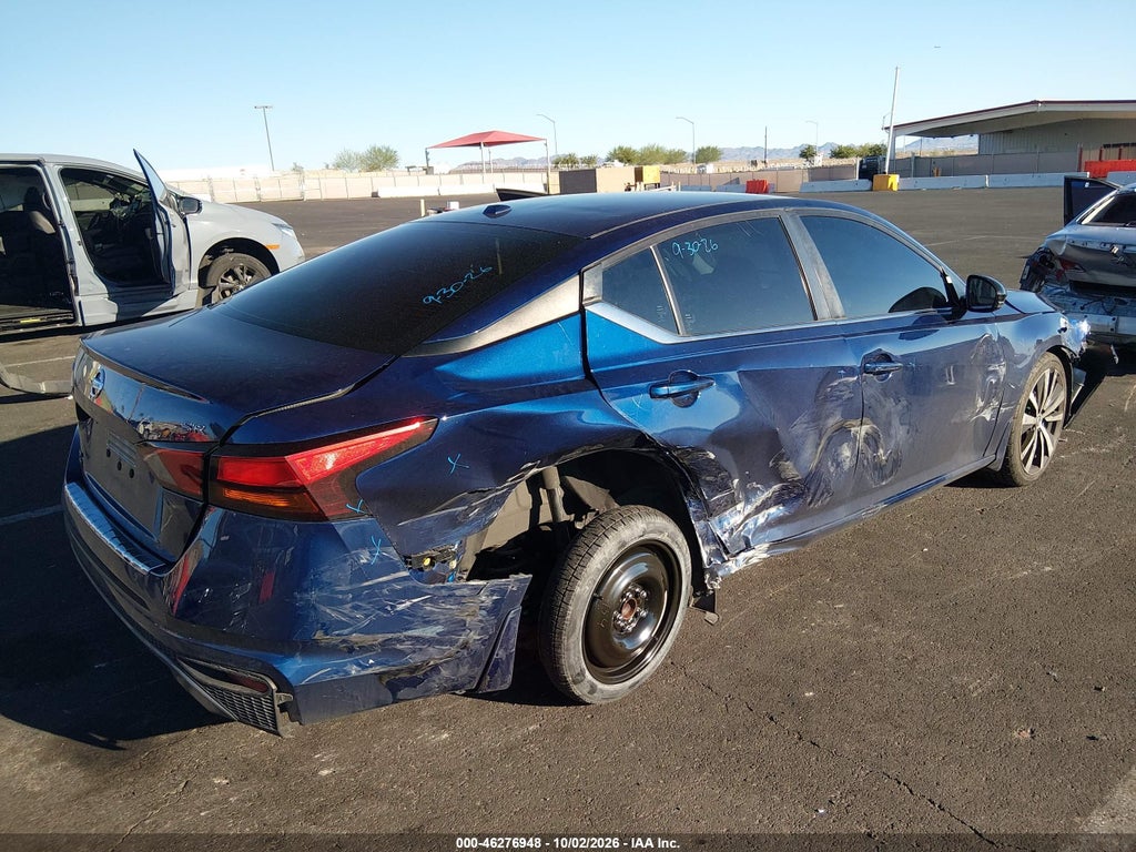 2019 Nissan Altima 2.5 SR photo 4