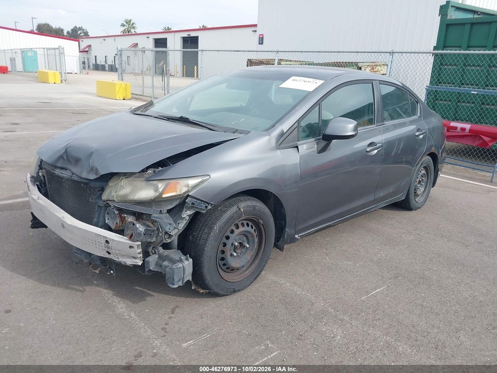 2013 Honda Civic LX photo 2