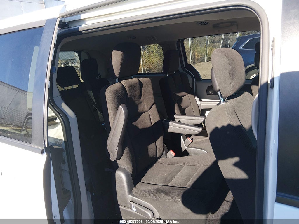 2015 Dodge Grand Caravan SE photo 8