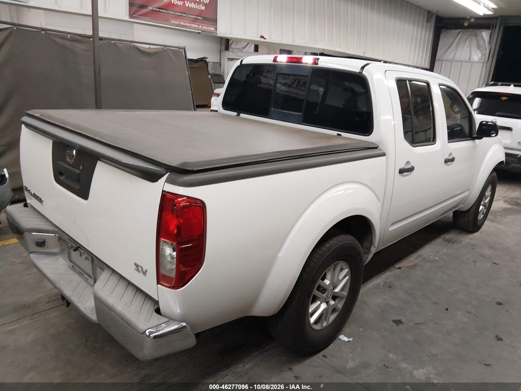 2016 Nissan Frontier SV photo 4