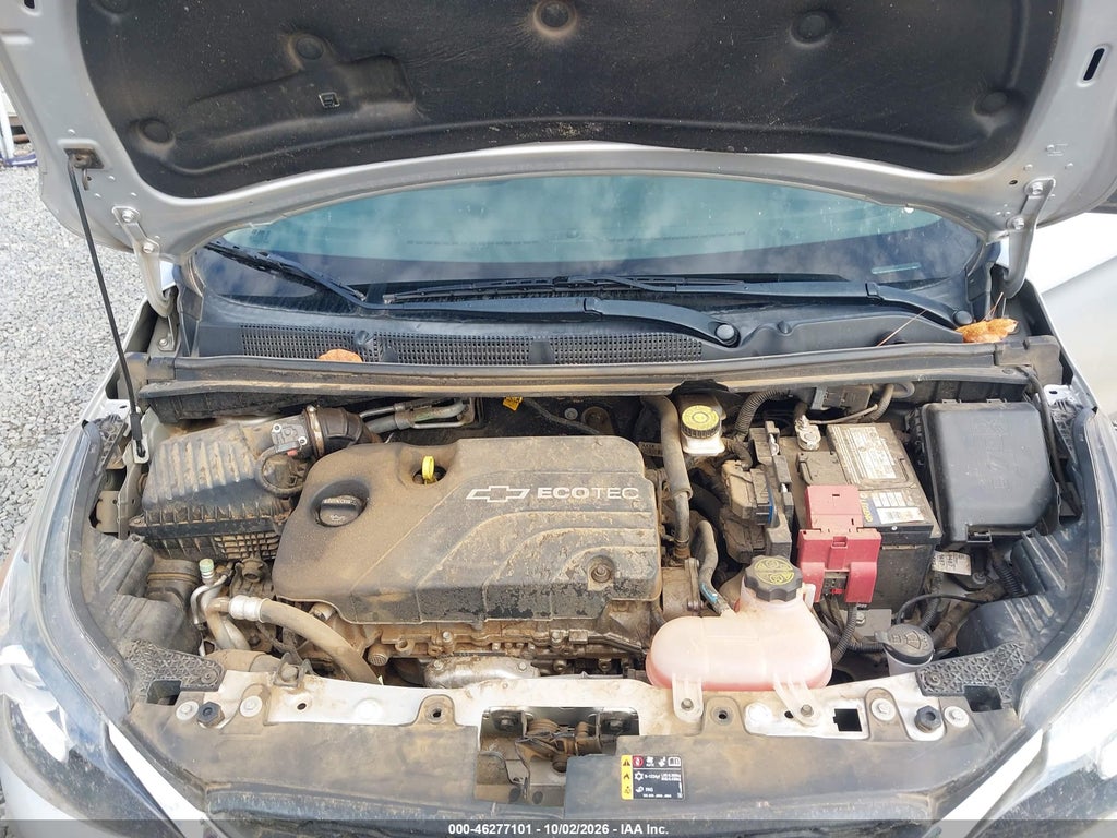 2022 Chevrolet Spark FWD LS Manual photo 10
