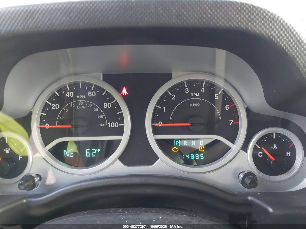 2010 Jeep Wrangler Unlimited Sport photo 7
