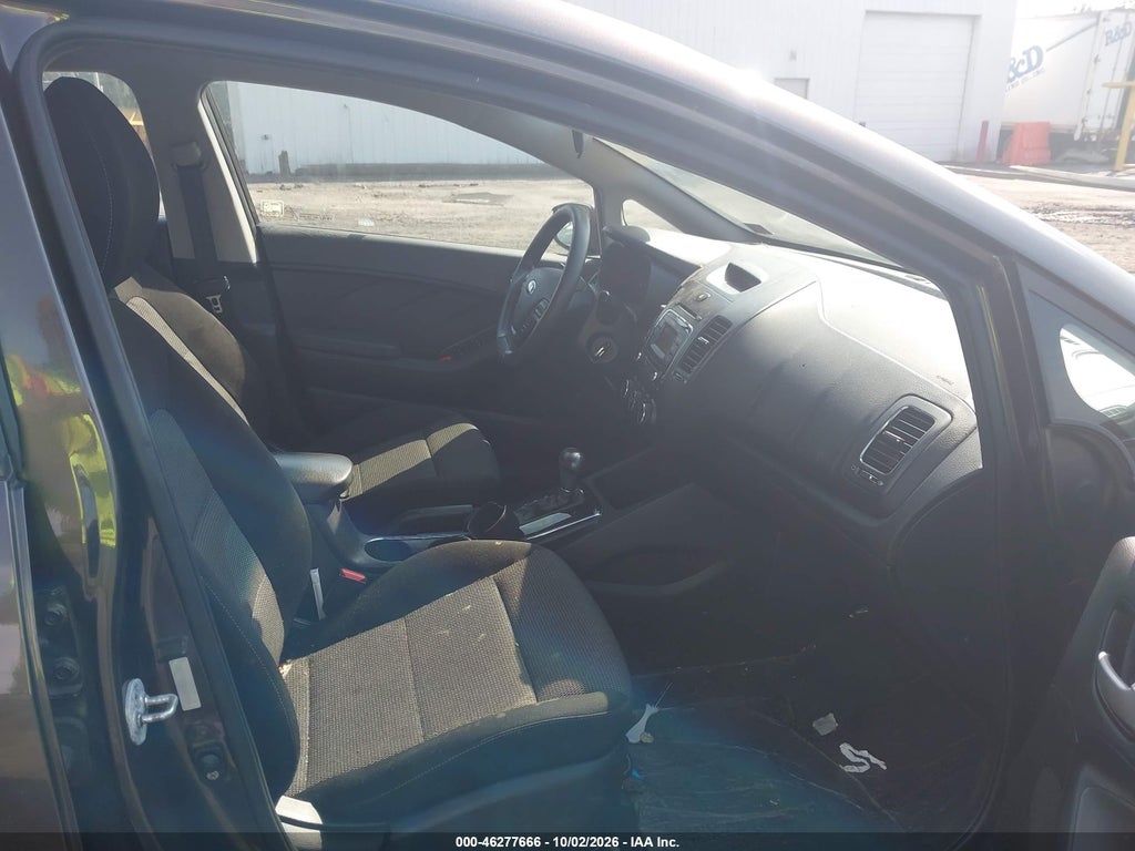 2018 Kia Forte LX photo 5