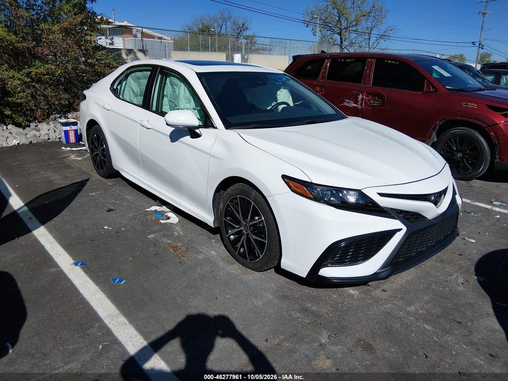 TOYOTA CAMRY 2024