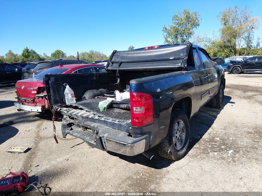 2009 Chevrolet Silverado 1500 LT photo 4