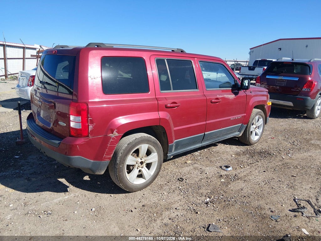 2012 Jeep Patriot Latitude photo 4
