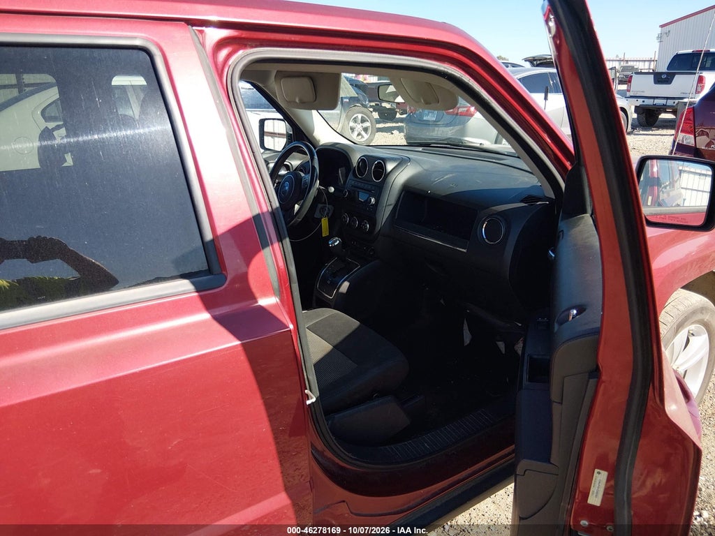 2012 Jeep Patriot Latitude photo 5