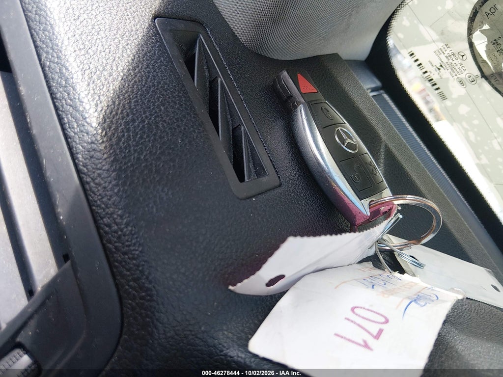2011 Mercedes-Benz E 550 photo 11