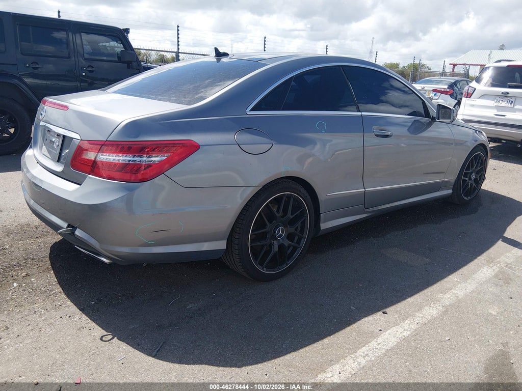 2011 Mercedes-Benz E 550 photo 4