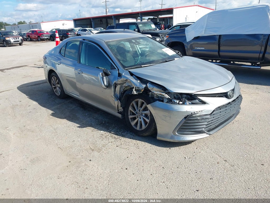 TOYOTA CAMRY 2022