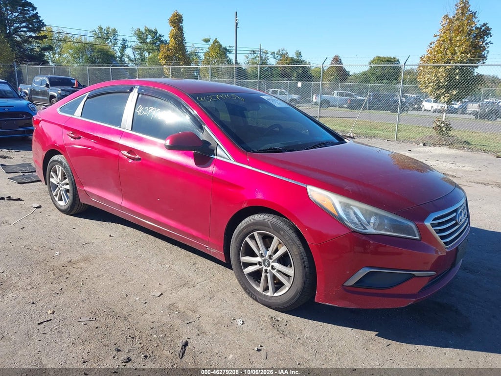 2015 Hyundai Sonata SE photo 1