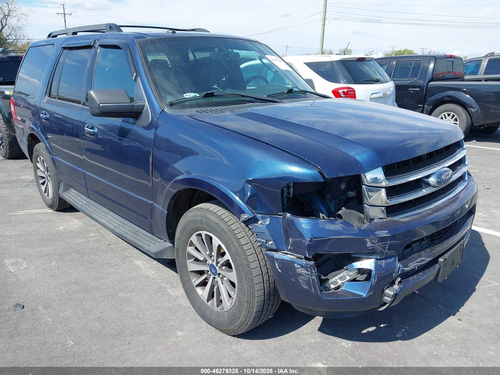 2017 Ford Expedition XLT photo 1
