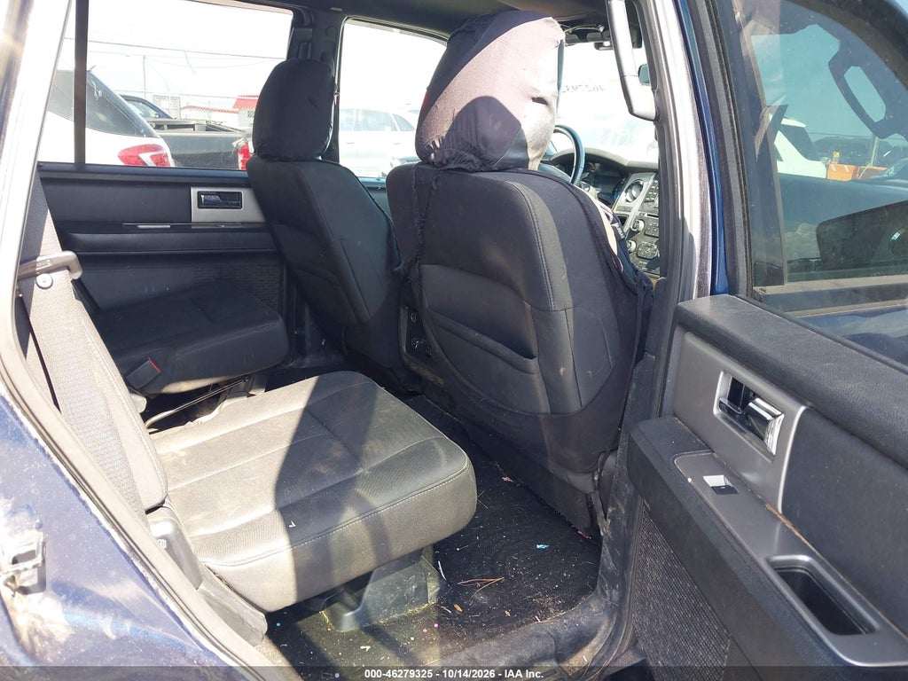 2017 Ford Expedition XLT photo 8