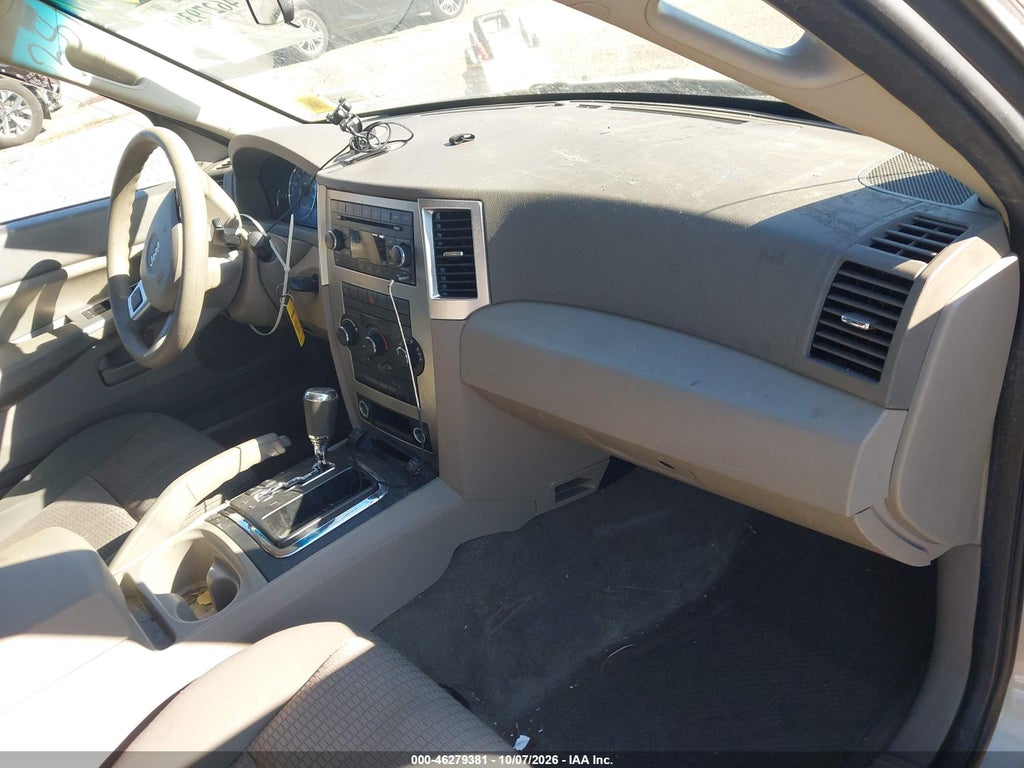 2008 Jeep Grand Cherokee Laredo photo 5