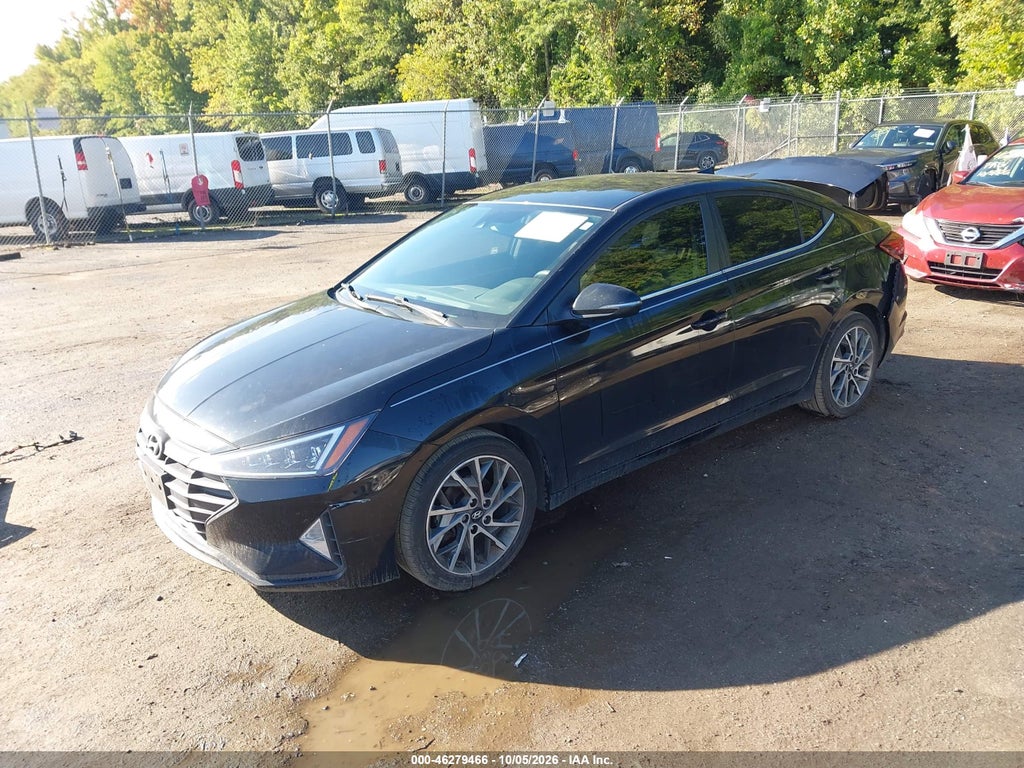 2019 Hyundai Elantra Limited photo 2