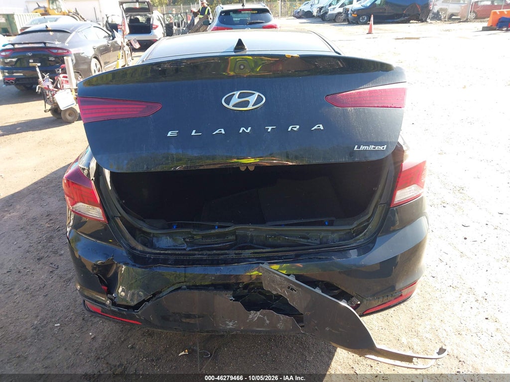 2019 Hyundai Elantra Limited photo 6