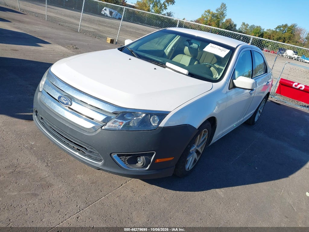 2011 Ford Fusion SEL photo 2