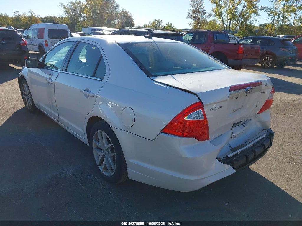 2011 Ford Fusion SEL photo 3