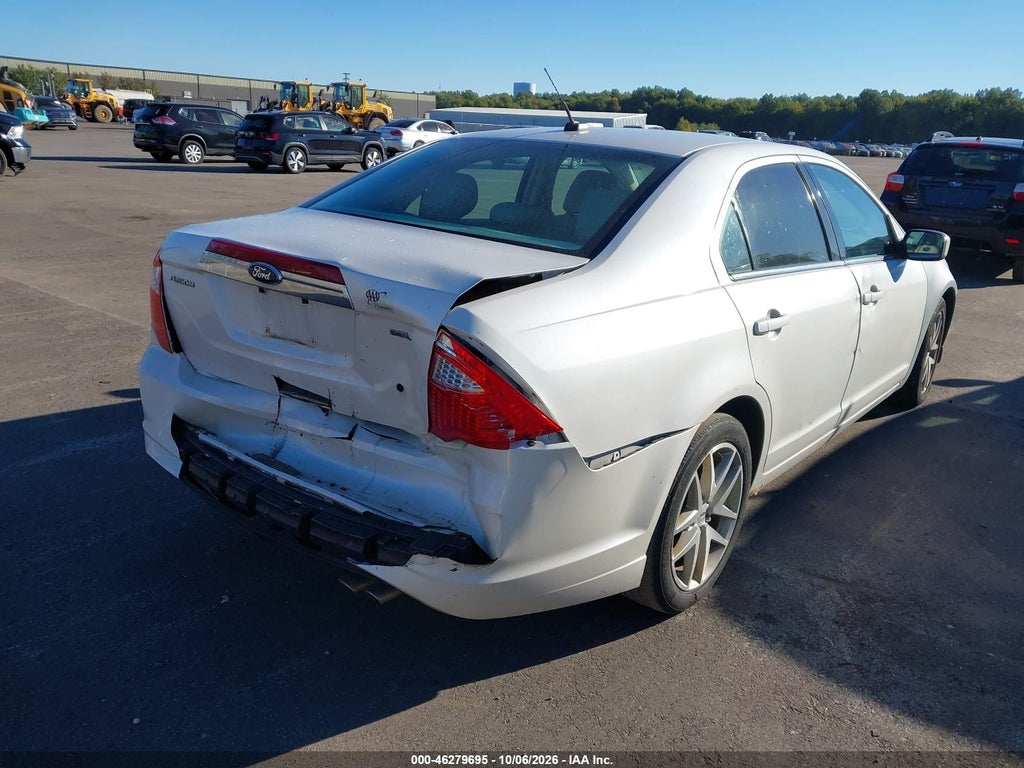 2011 Ford Fusion SEL photo 4