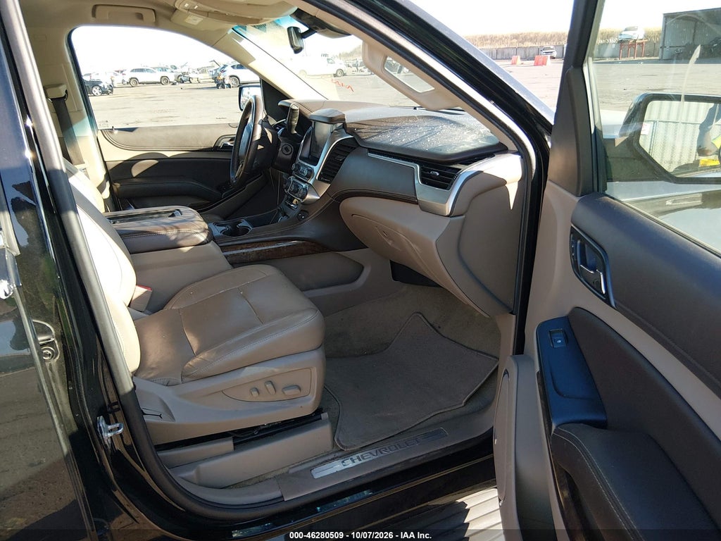 2018 Chevrolet Tahoe LT photo 5