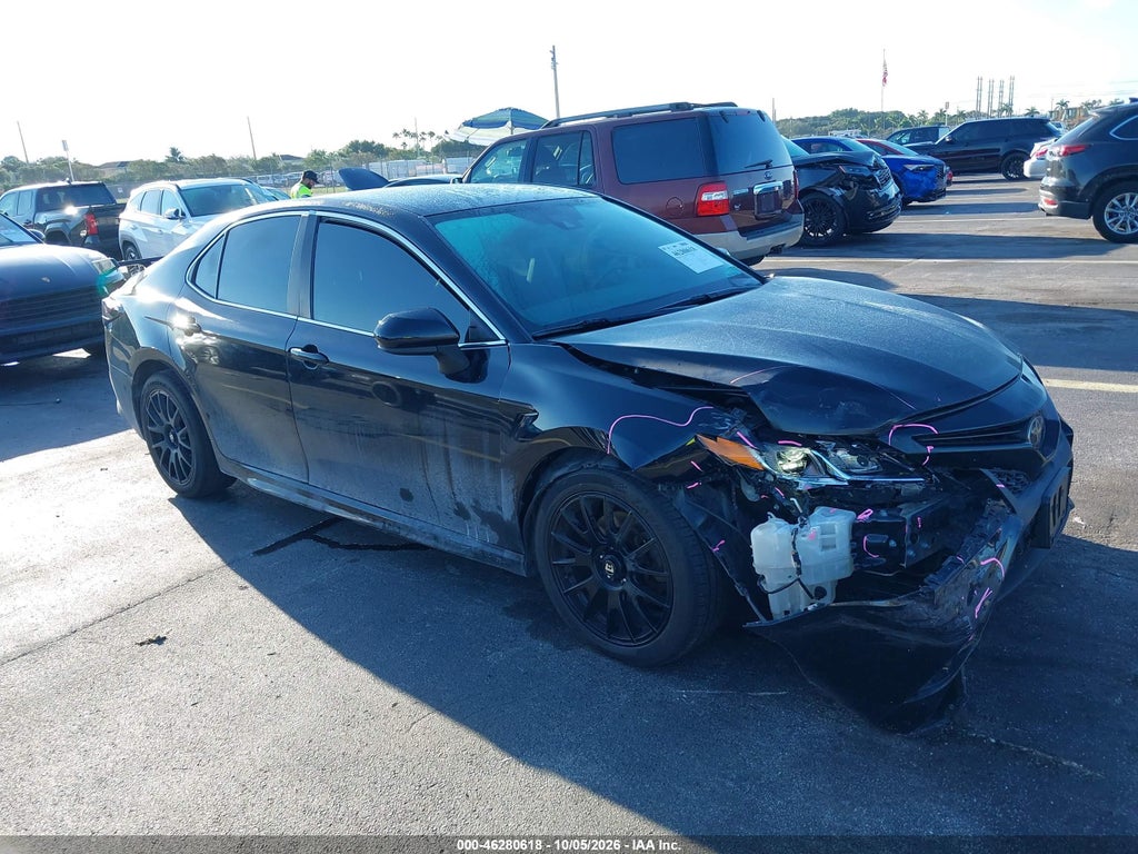 TOYOTA CAMRY 2020