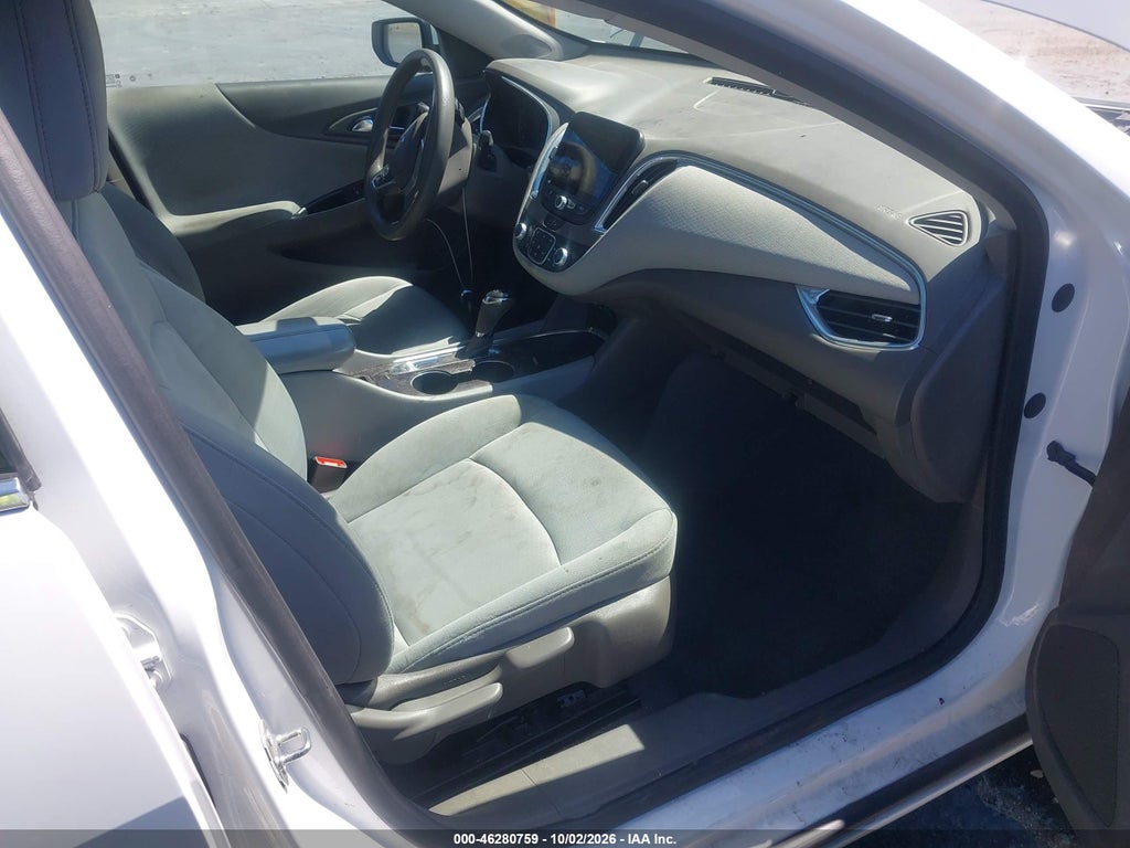 2020 Chevrolet Malibu FWD LT photo 5