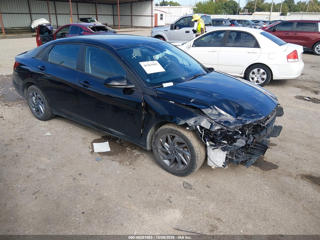 HYUNDAI ELANTRA 2024