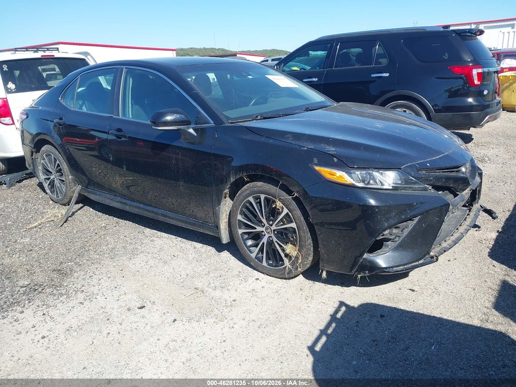 TOYOTA CAMRY 2020