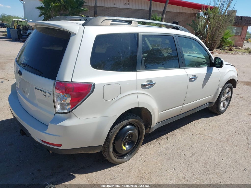 2010 Subaru Forester 2.5XT Premium photo 4