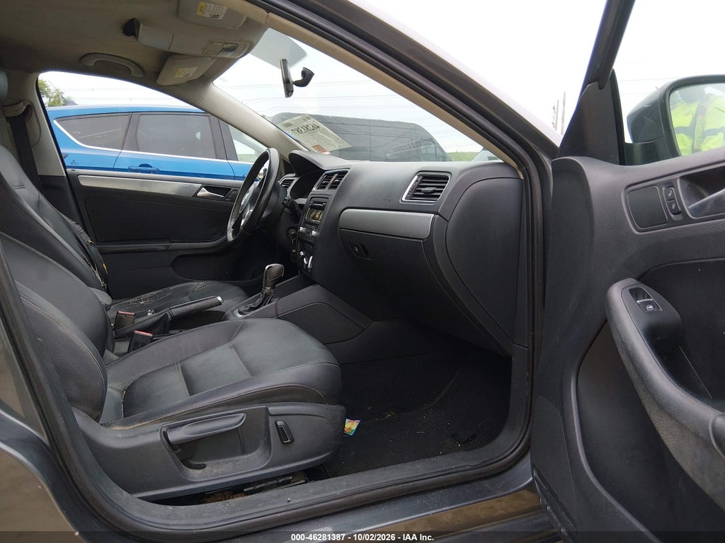 2013 Volkswagen Jetta 2.5L SE photo 5