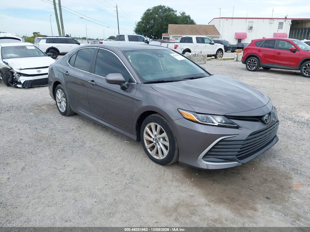 TOYOTA CAMRY 2022