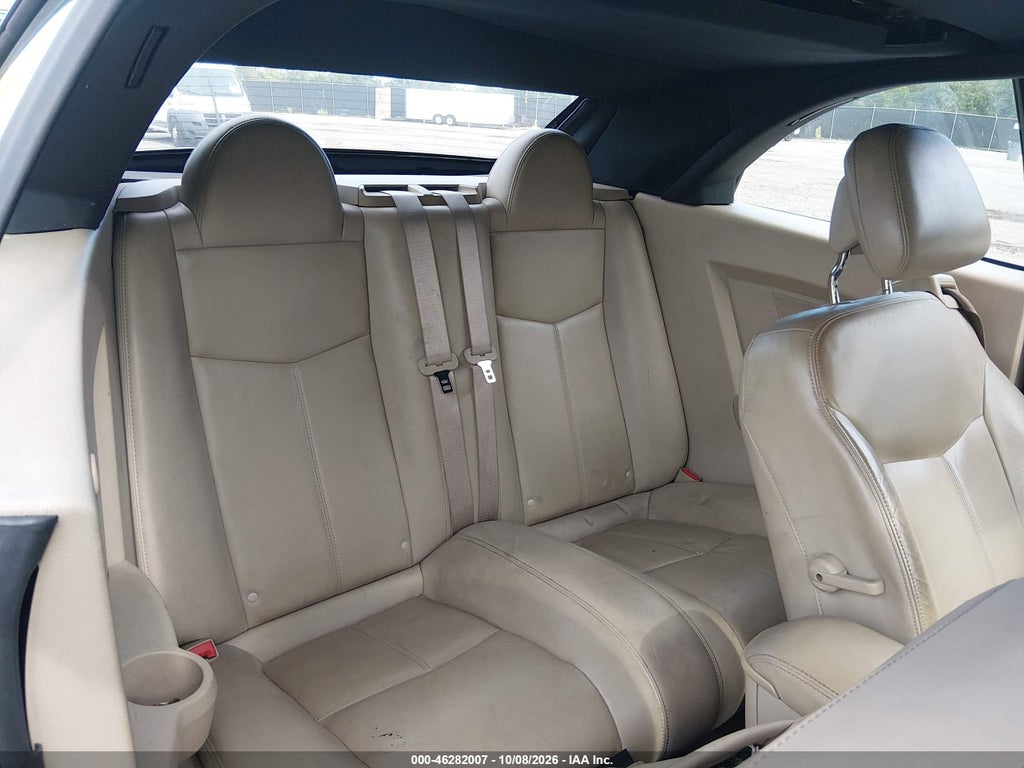 2011 Chrysler 200 Limited photo 8
