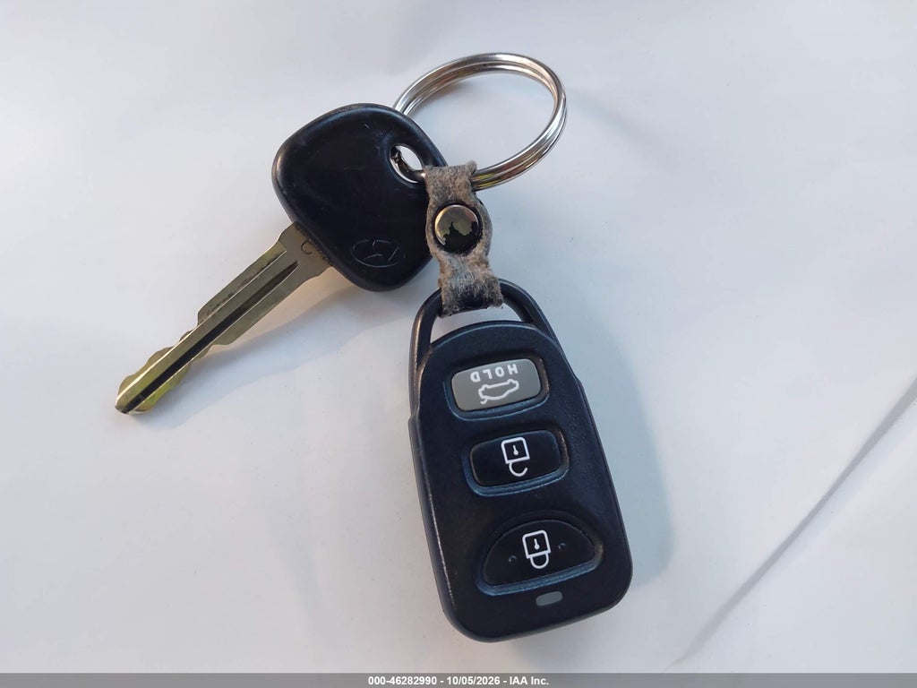 2019 Hyundai Elantra SEL photo 11