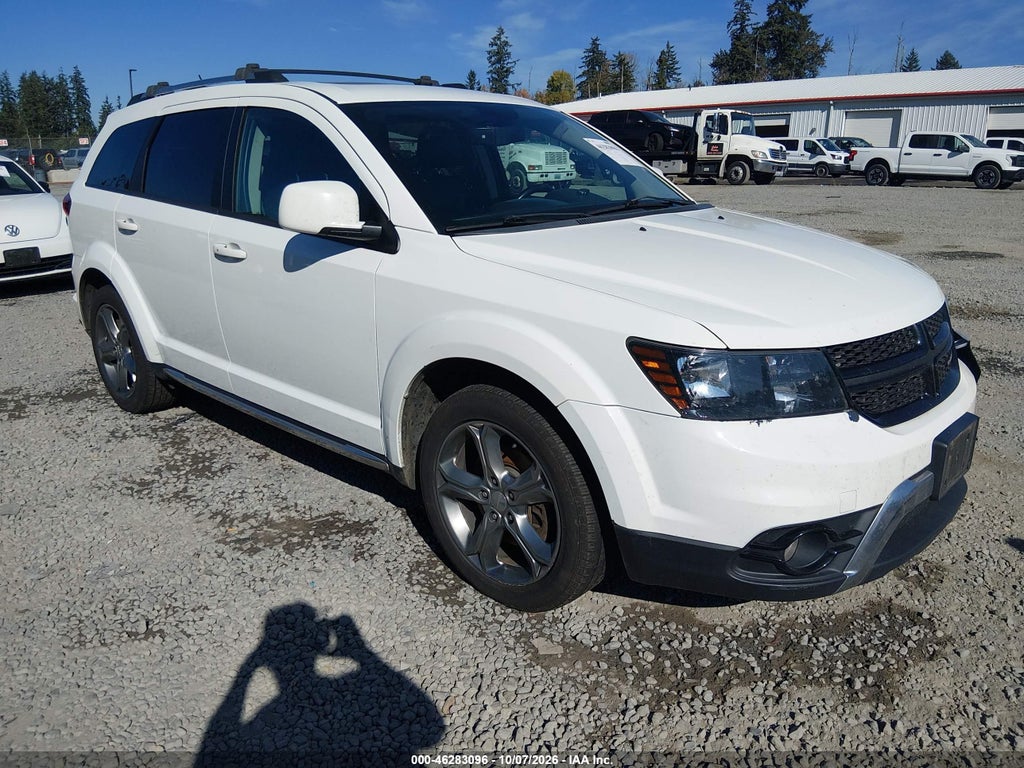 2017 Dodge Journey Crossroad Plus photo 1