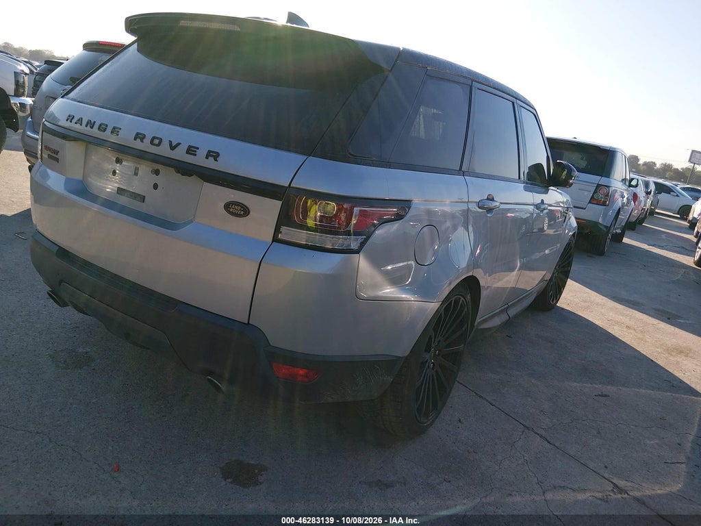2017 Land Rover Range Rover Sport 5.0L V8 Supercharged/5.0L V8 Supercharged Dynamic photo 4