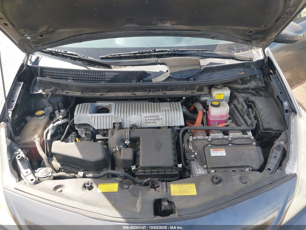 2013 Toyota Prius V TWO photo 10
