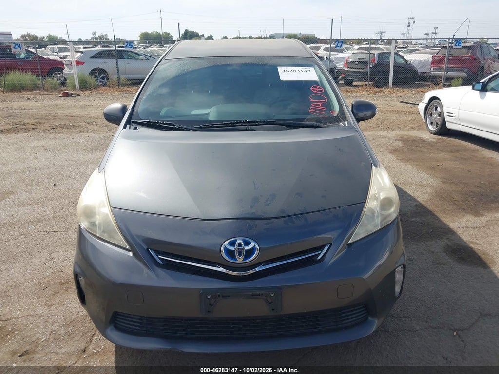 2013 Toyota Prius V TWO photo 6