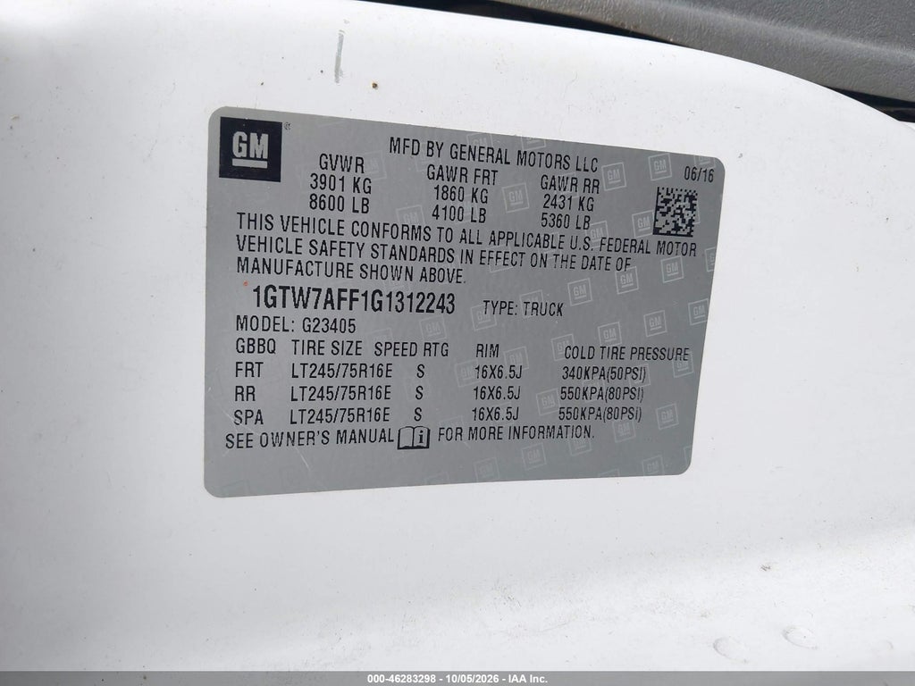 2016 GMC Savana 2500 Work Van photo 9