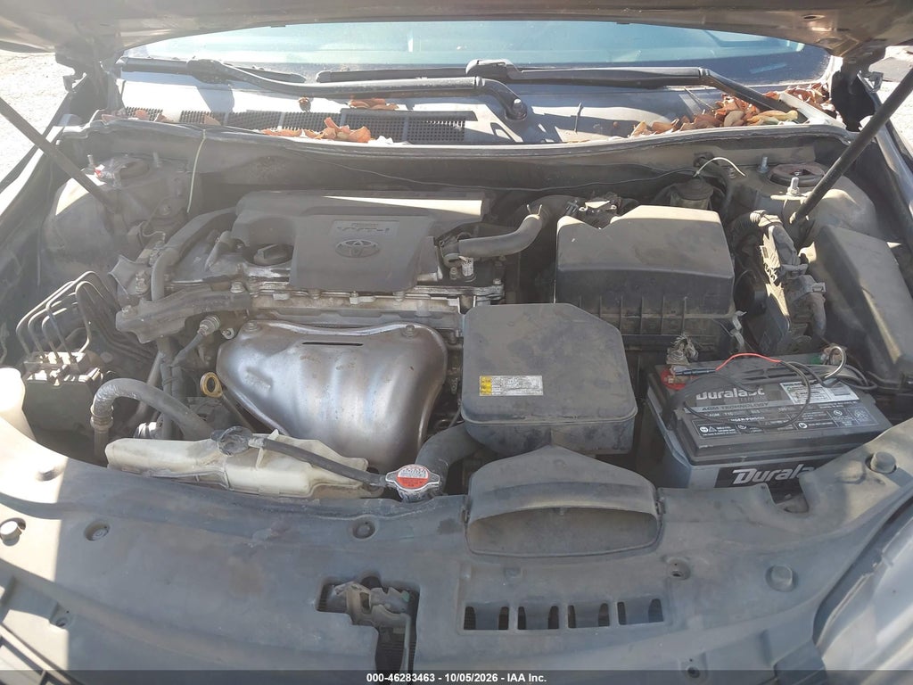 2016 Toyota Camry SE photo 10