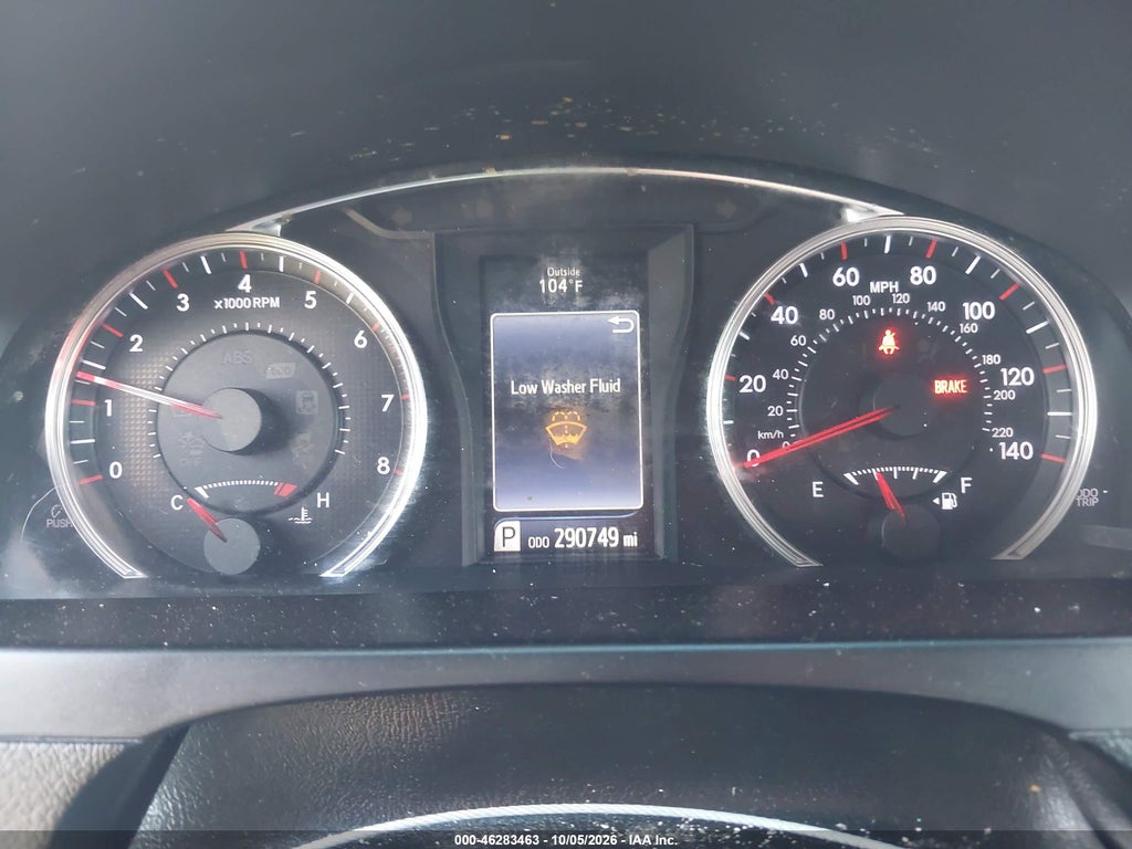 2016 Toyota Camry SE photo 7