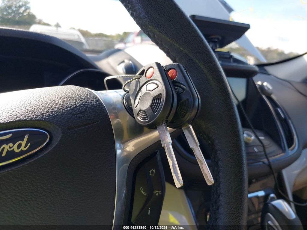 2013 Ford Escape SEL photo 11