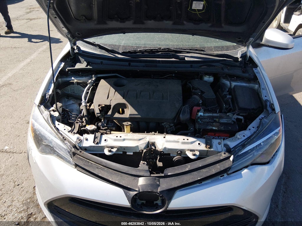 2017 Toyota Corolla LE photo 10