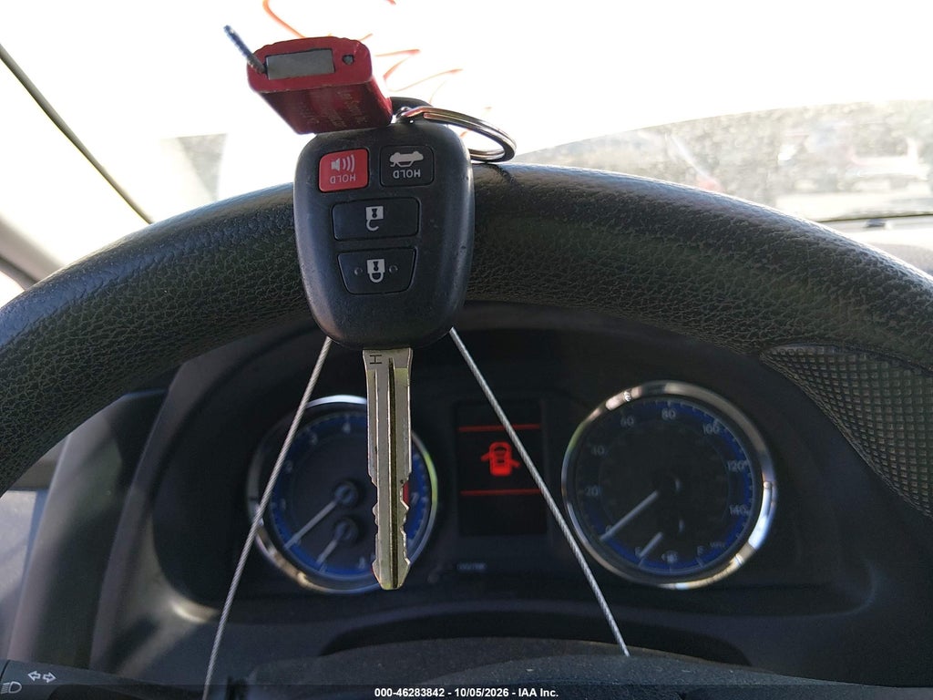 2017 Toyota Corolla LE photo 11