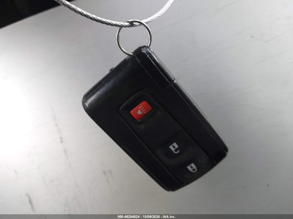 2004 Toyota Prius photo 11