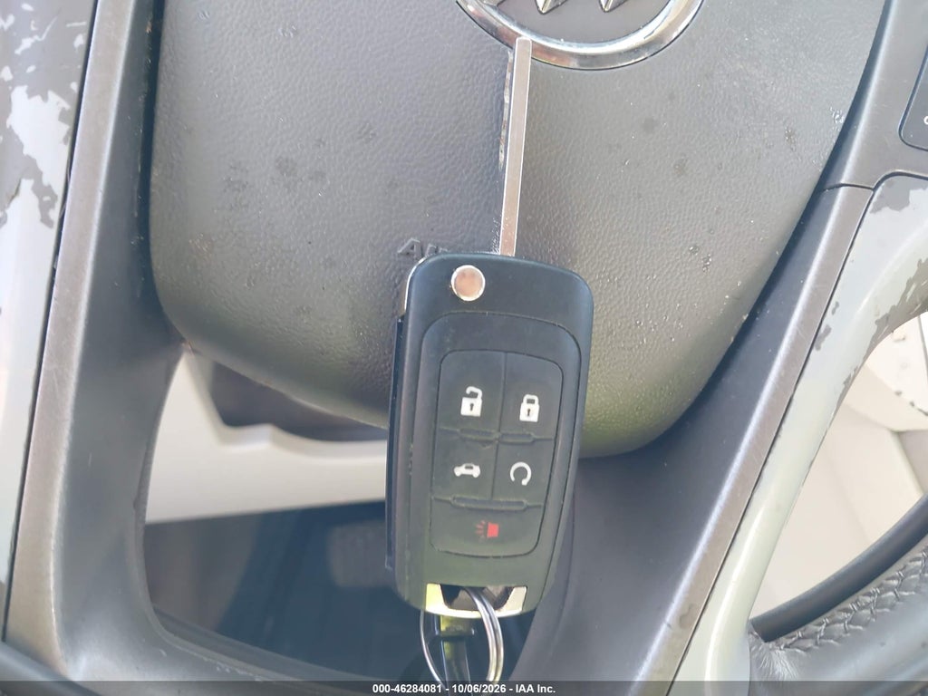 2010 Buick Lacrosse CX photo 11